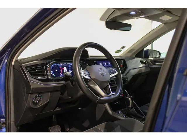 Volkswagen Polo 1.0 TSI Business PANO | IQ 2024 Benzine 10