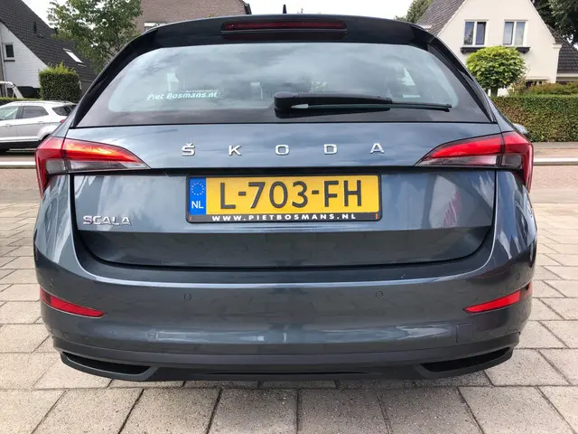 Škoda Scala 1.0 TSI Active Apple Carplay 2021 Benzine 6