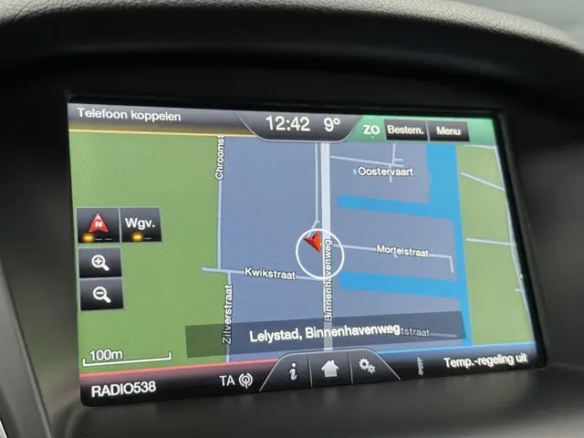 Ford Focus Wagon 1.0 First Edition 2015 Benzine 12