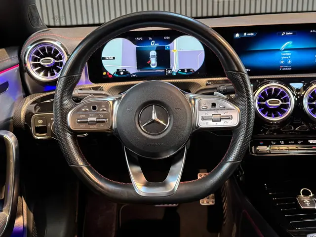 Mercedes-Benz CLA 180 AMG Camera Sfeer 2020 Benzine 24