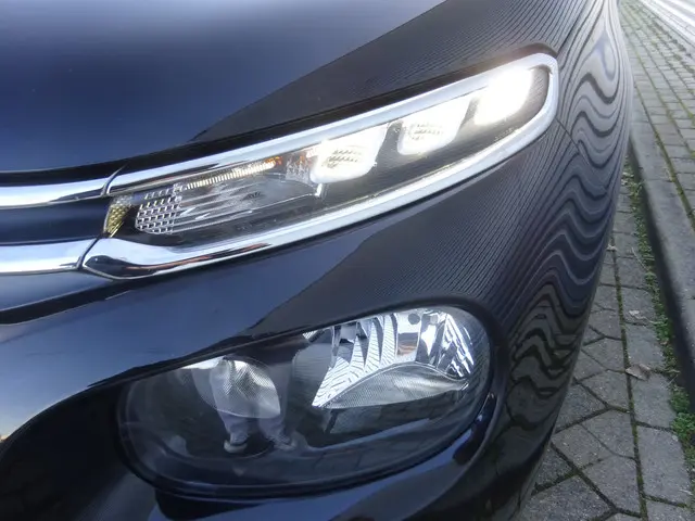 Citroën C3 1.2 PureTech Feel 2017 Benzine 8