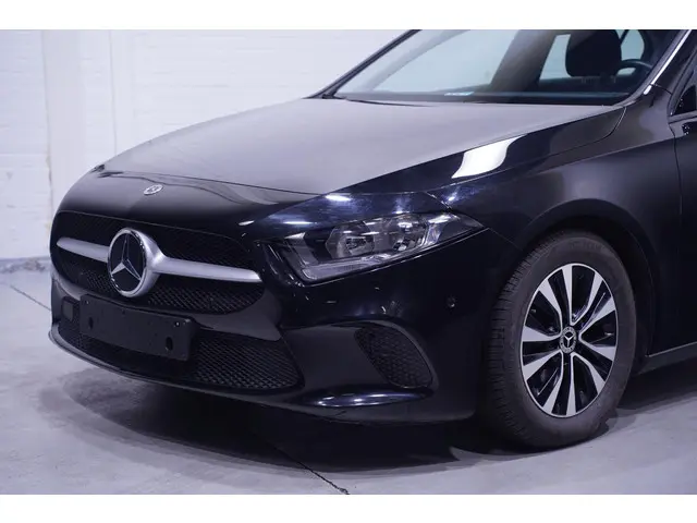 Mercedes-Benz A-Klasse 180d Design 2021 Diesel 10