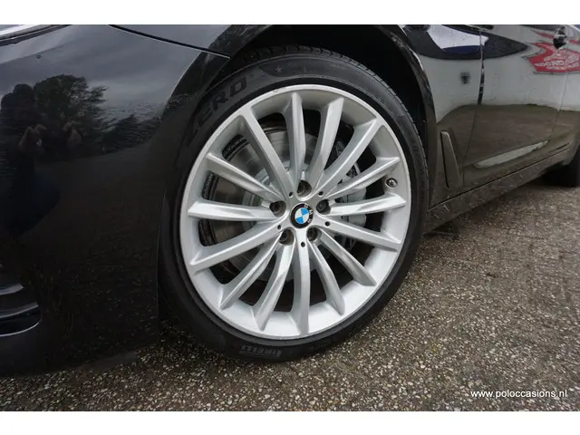 BMW 5 Serie 540i High Executive 2017 Benzine 28