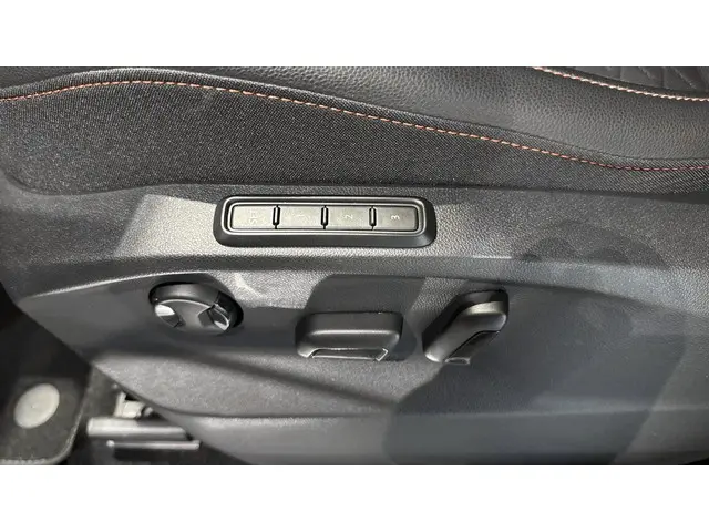 SEAT Tarraco 1.5 TSI FR Business Intense 2024 Benzine 28