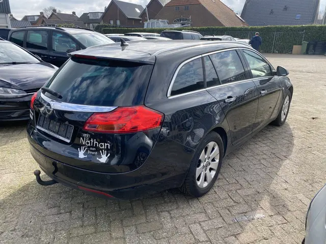Opel Insignia Sports Tourer 2.0 CDTI Cosmo 2013 Diesel 2