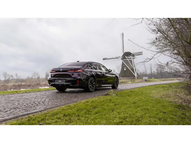 BMW i7 xDrive60 Privilege Edition 2025 Elektrisch 4