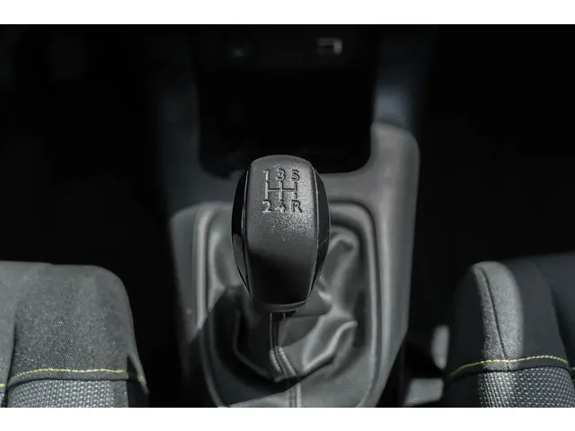 Citroën C3 1.2 PureTech Business 2022 Benzine 28