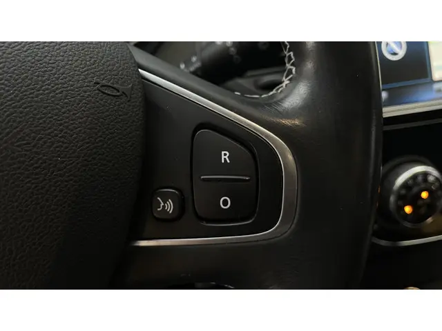 Renault Captur 0.9 TCe Bose 2019 Benzine 12