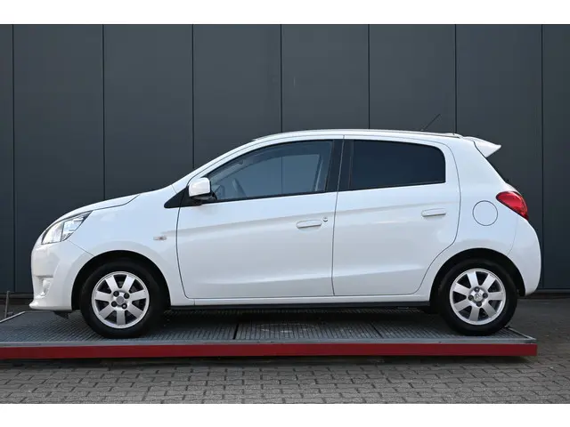 Mitsubishi Space Star 1.0 Bright 2015 Benzine 7