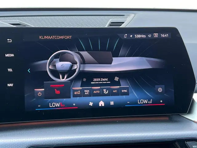 BMW iX1 eDrive20 2024 Elektrisch 13