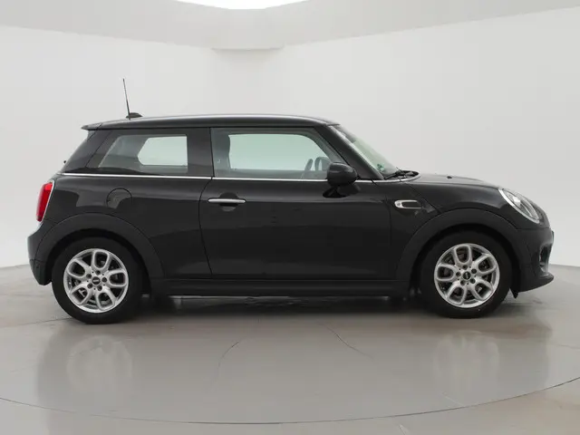 MINI Cooper MINI 1.5 136PK AUT. PEPPER 2018 Benzine 10