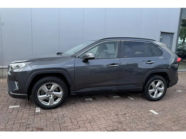 Toyota RAV4 2.5 Hybrid AWD Executive 2019 Hybride Benzine