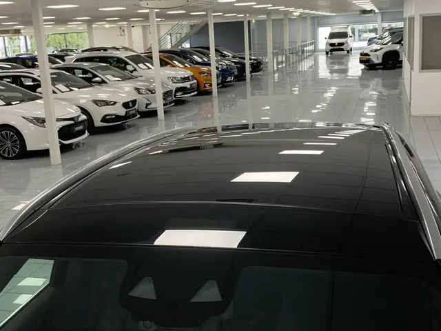 Mercedes-Benz GLA 250 e AMG Line 2023 Hybride Benzine 14