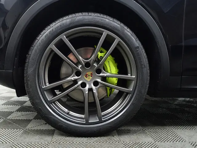 Porsche Cayenne Coupé 3.0 E-Hybrid- 2021 Hybride Benzine 27