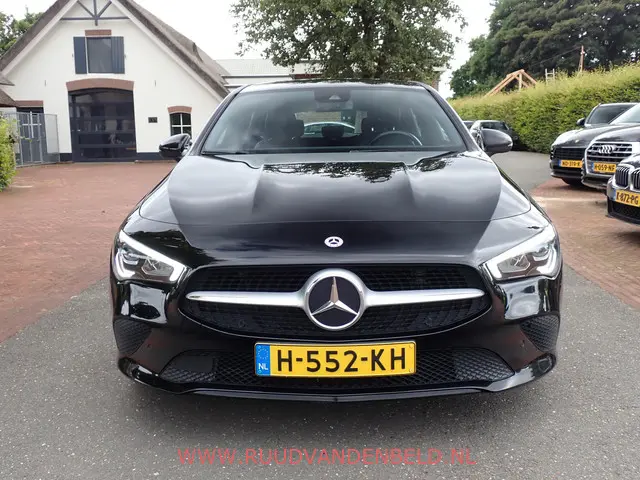 Mercedes-Benz CLA 2