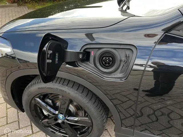 BMW X2 xDrive25e High Executive 2023 Hybride Benzine 21