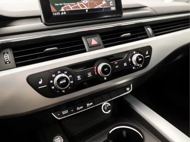 Audi A4 Avant 2.0 TFSI ultra Sport 2016 Benzine 10