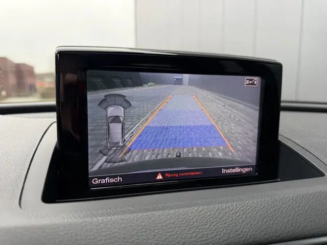 Audi Q3 2.0 TFSI quattro Pro Line S 2013 Benzine 32