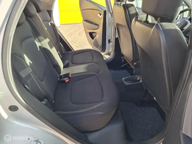 Renault Captur 0.9 TCe Limited 2018 Benzine 12