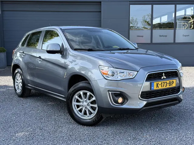 Mitsubishi ASX 1.6 Cleartec Bright 2015 Benzine 4