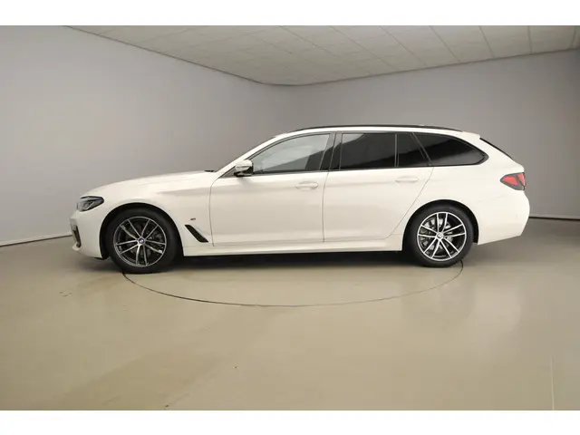 BMW 5 Serie Touring 520d 2024 Diesel 2