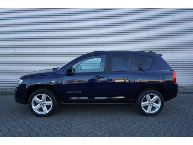 Jeep Compass 2.4 Limited 4WD AUTOMAAT 2012 Benzine 4