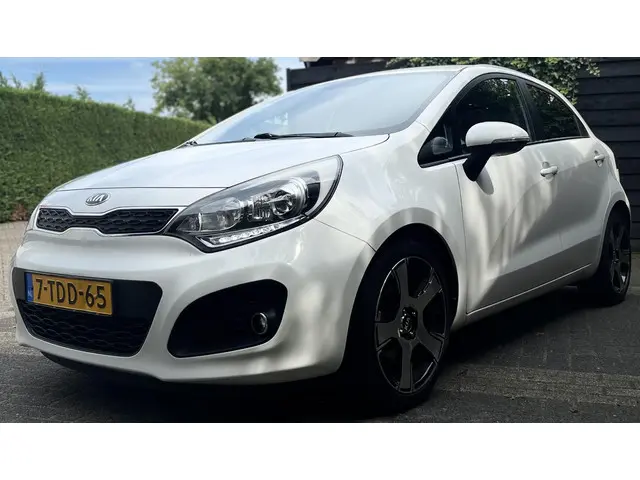 Kia Rio 2