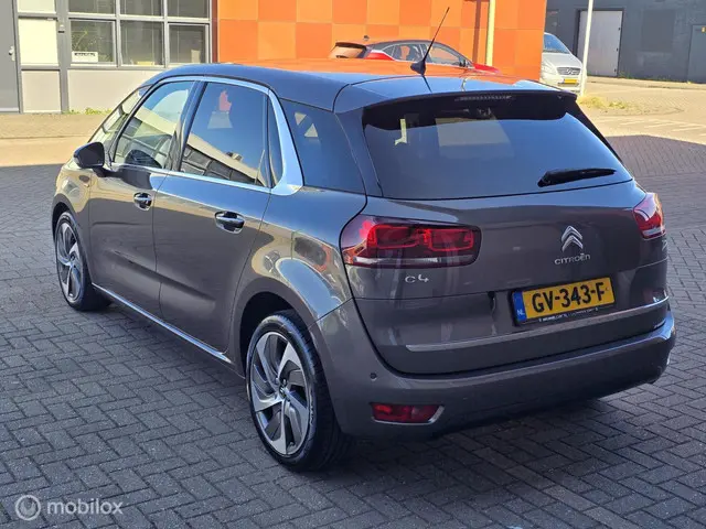 Citroën Grand C4 Picasso 1.6 e-THP Exclusive 2015 Benzine 4