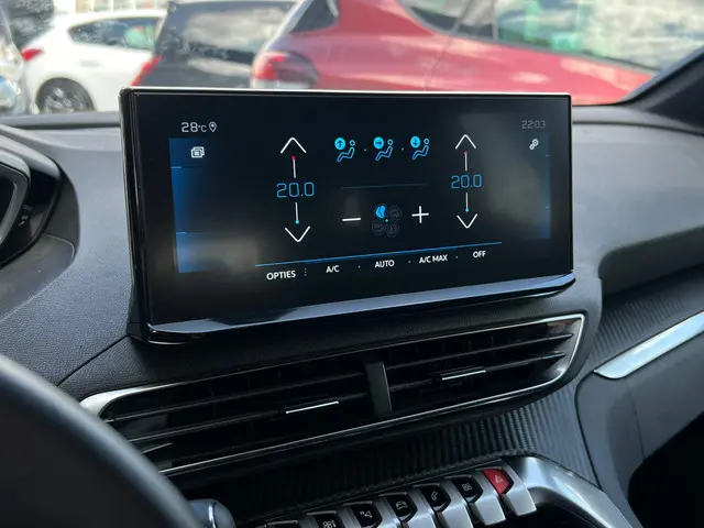 Peugeot 5008 1.2 PureTech Allure 2024 Benzine 12