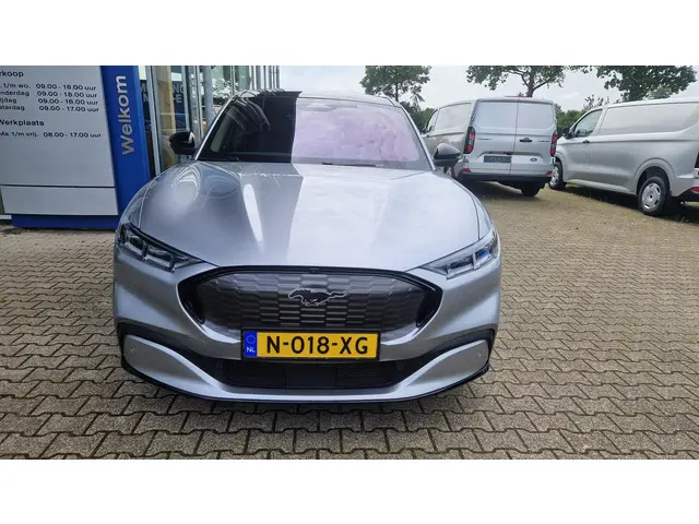 Ford Mustang Mach-E AWD 75 kWh 2021 Elektrisch 5