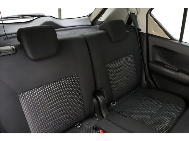 Suzuki Ignis 1.2 Smart Hybrid Style 2022 Benzine 16