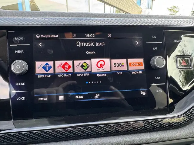 Volkswagen Polo 1.0 TSI Life 2023 Benzine 24