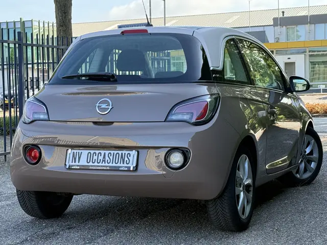 Opel ADAM 1.2 Glam 2014 Benzine 7