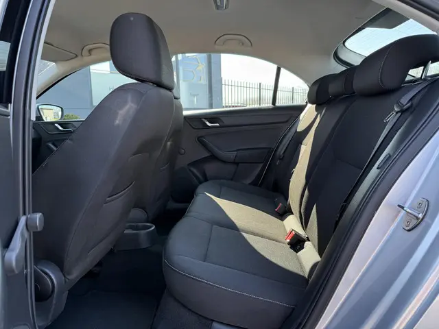 Škoda Rapid 1.2 TSI Greentech Ambition 2013 Benzine 8