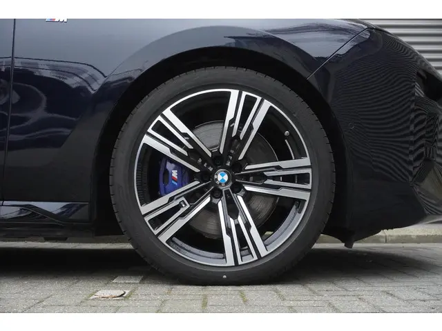 BMW i7 xDrive60 2025 Elektrisch 6