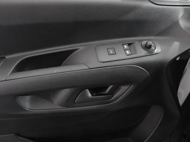 Peugeot Partner 1.5 BlueHDi 100 S&S L1 2024 Diesel 13