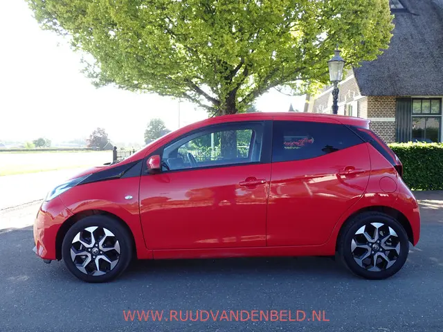 Toyota Aygo 1.0 VVT-i 2018 Benzine 6