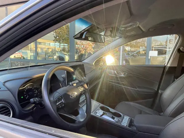 Hyundai Kona EV Premium 64 kWh 2020 Elektrisch 12