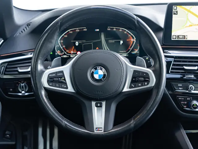 BMW 5 Serie Touring 540i xDrive 2022 Benzine 8