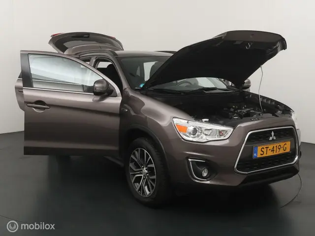 Mitsubishi ASX 1.6 Cleartec Bright 2016 Benzine 23
