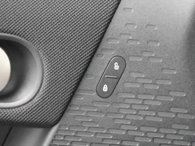 MINI Cabrio JCW 2025 Benzine 20