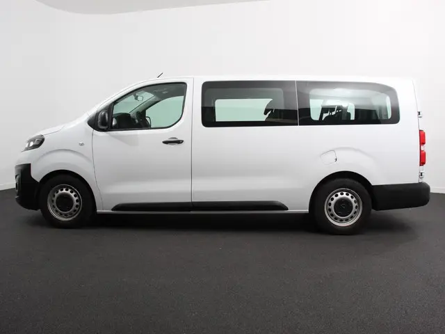 Opel Vivaro Combi 1.5 CDTI L3H1 2022 Diesel 7