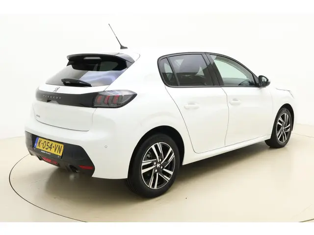 Peugeot 208 1.2 PureTech Allure Pack 2021 Benzine 2