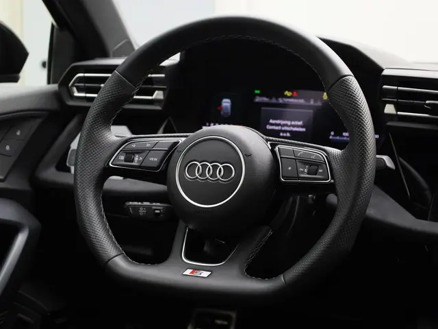 Audi S3 Sportback 2.0 TSFI/333PK S3 quattro 2024 Benzine 44