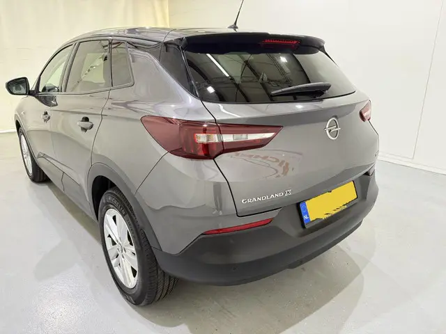 Opel Grandland X 1.2T Business Exe Automaat 2018 Benzine 27