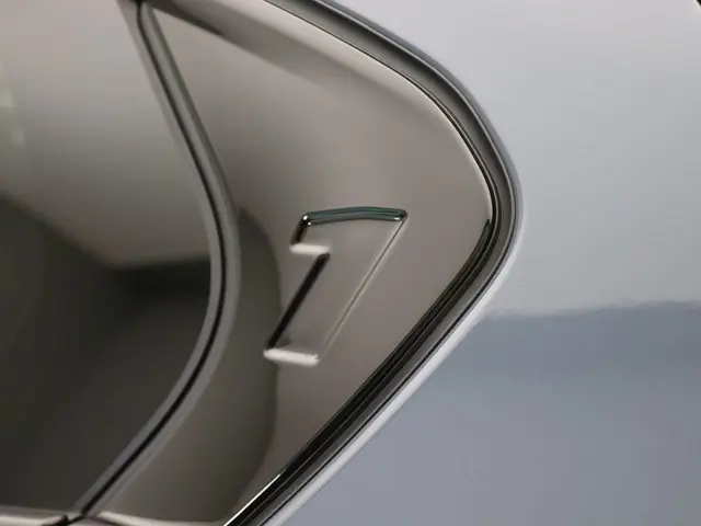 BMW 1 Serie 120 2025 Benzine 36