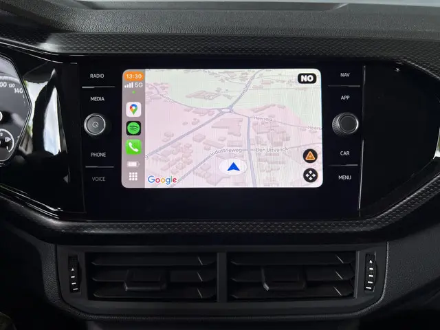 Volkswagen T-Cross 1.0 TSI Life 2021 Benzine 15