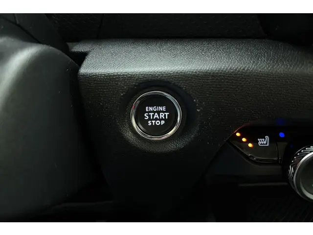 Citroën C4 1.2 130pk Feel Edition 2021 Benzine 22