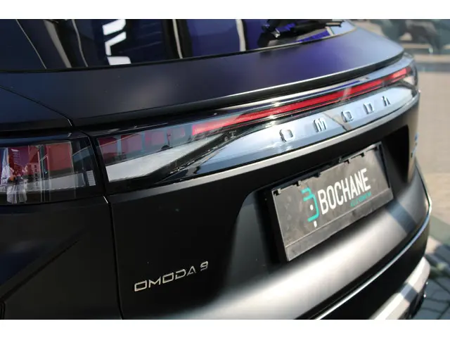 Omoda 9 SHS 1.5T-GDi SHS-P Premium 2026 Hybride Benzine 10