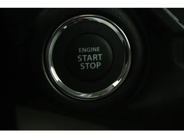 Suzuki Swift 1.2 Select Smart Hybrid 2025 Benzine 47